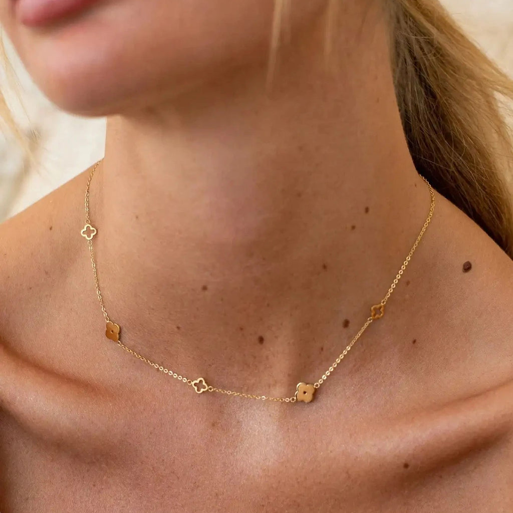 Collar Trébol Dorado Ajustable